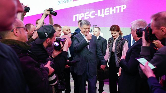 Действующий президент Украины Петр Порошенко в своем предвыборном штабе в Киеве Действующий президент Украины Петр Порошенко в своем предвыборном штабе в Киеве