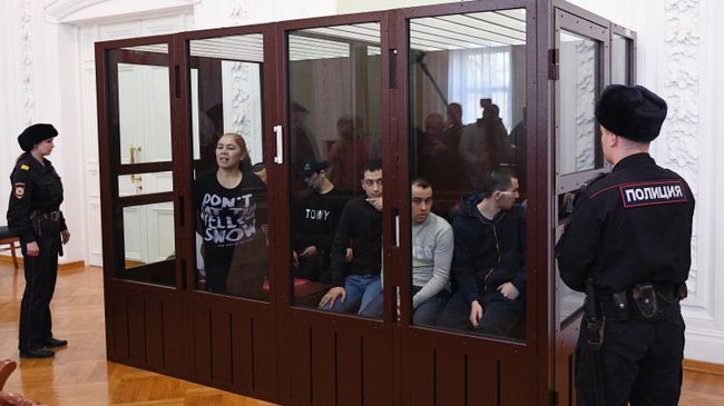 Обвиняемые по делу об организации теракта в петербургском метро 3 апреля 2017 года на заседании суда в Санкт-Петербурге. 2 апреля 2019 Обвиняемые по делу об организации теракта в петербургском метро 3 апреля 2017 года на заседании суда в Санкт-Петербурге. 2 апреля 2019