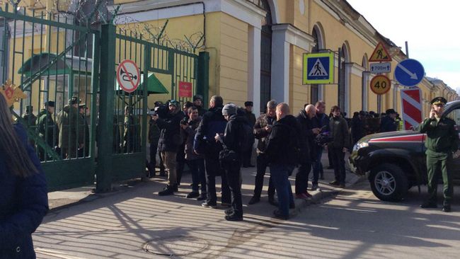 Ситуация на месте взрыва в Академии имени Можайского в Санкт-Петербурге. 2 апреля 2019 Ситуация на месте взрыва в Академии имени Можайского в Санкт-Петербурге. 2 апреля 2019