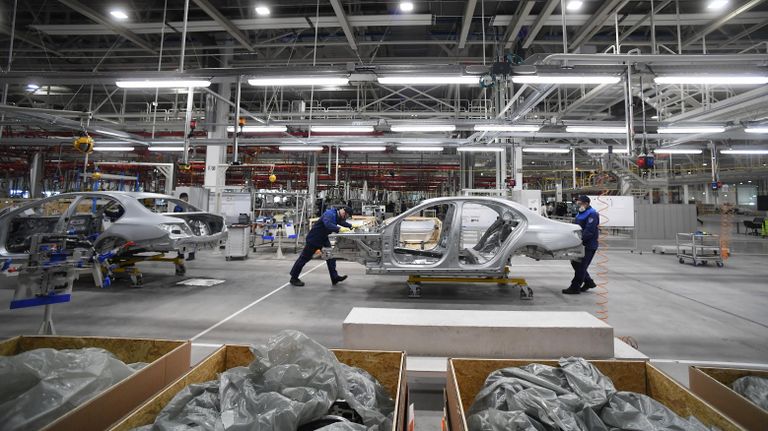 Открытие завода по производству легковых автомобилей Mercedes Открытие завода по производству легковых автомобилей Mercedes