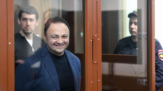 Бывший мэр Владивостока Игорь Пушкарев во время заседания в Тверском суде Москвы. 9 апреля 2019 Бывший мэр Владивостока Игорь Пушкарев во время заседания в Тверском суде Москвы. 9 апреля 2019