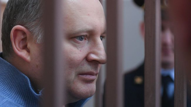 Филипп Дельпаль, обвиняемый в мошенничестве, перед началом заседания Басманного суда Филипп Дельпаль, обвиняемый в мошенничестве, перед началом заседания Басманного суда