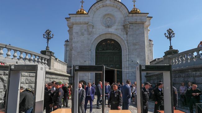 Храм Христа Спасителя Храм Христа Спасителя