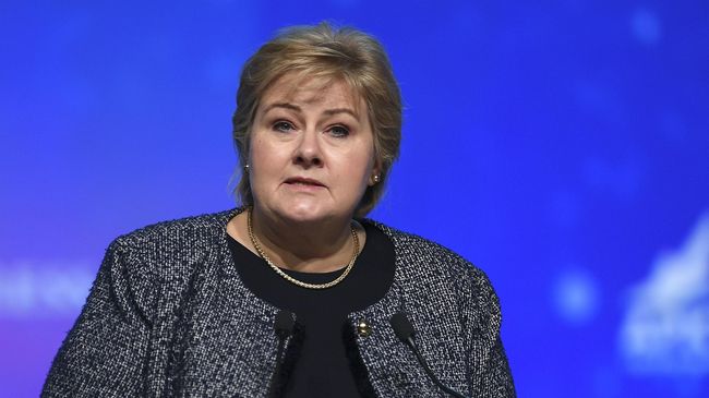 Премьер-министр Королевства Норвегия Эрна Сульберг выступает на пленарном заседании V Международного арктического форума Арктика – территория диалога. 9 апреля 2019 Премьер-министр Королевства Норвегия Эрна Сульберг выступает на пленарном заседании V Международного арктического форума Арктика – территория диалога. 9 апреля 2019