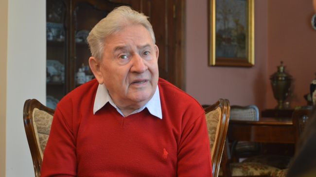 Богдан Бартниковский Богдан Бартниковский