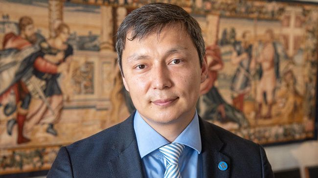 Русскоязычный политик, член Центристской партии, председатель таллинского горсобрания Михаил Кылварт