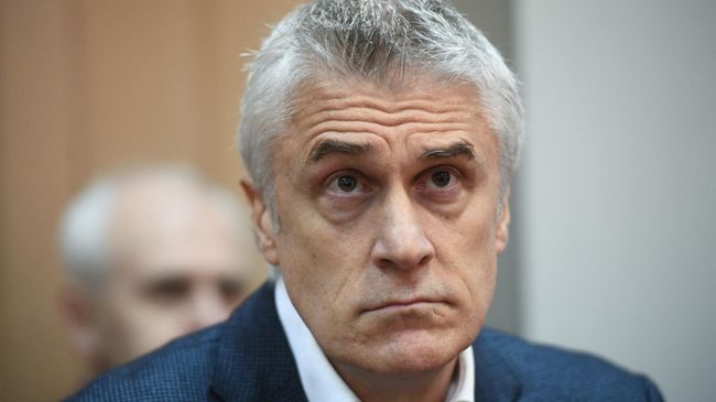 Основатель фонда Baring Vostok Майкл Калви Основатель фонда Baring Vostok Майкл Калви