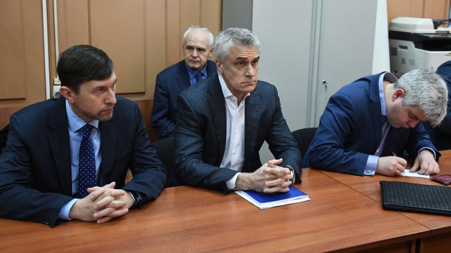 Основатель фонда Baring Vostok Майкл Калви, обвиняемый в мошенничестве на 2,5 миллиарда рублей, на заседании в Басманном суде Москвы. 12 апреля 2019 Основатель фонда Baring Vostok Майкл Калви, обвиняемый в мошенничестве на 2,5 миллиарда рублей, на заседании в Басманном суде Москвы. 12 апреля 2019