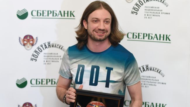Режиссер Филипп Разенков на XXV церемонии вручения театральной премии Золотая Маска Режиссер Филипп Разенков на XXV церемонии вручения театральной премии Золотая Маска