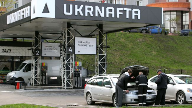 Автозаправочная станция Укрнафта в Киеве Автозаправочная станция Укрнафта в Киеве