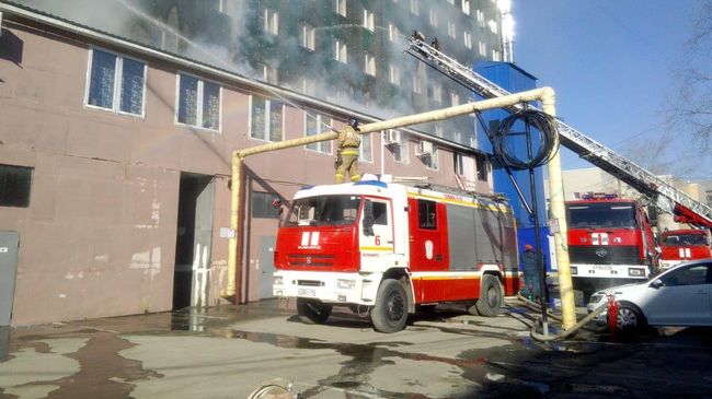Пожар в бизнес-центре Аврора в Челябинске. 18 апреля 2019 Пожар в бизнес-центре Аврора в Челябинске. 18 апреля 2019
