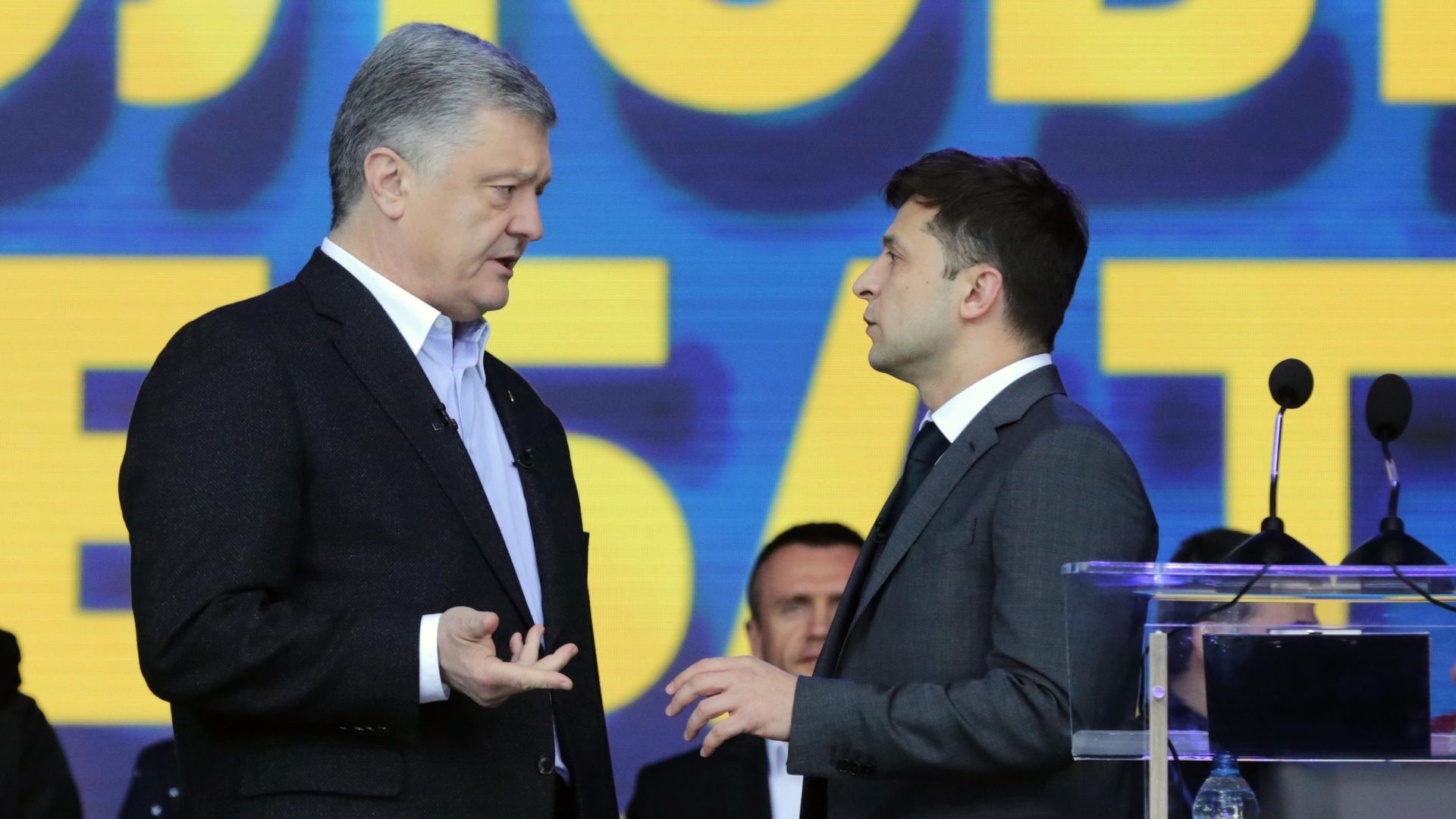 Дебаты кандидатов в президенты Украины Петра Порошенко и Владимира Зеленского Дебаты кандидатов в президенты Украины Петра Порошенко и Владимира Зеленского - РИА Новости, 1920, 22.02.2021