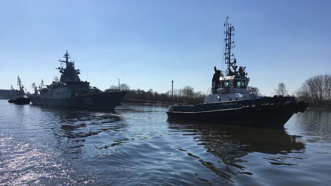 Два боевых корабля - фрегат Адмирал Касатонов и корвет Гремящий вышли на испытания в Балтийское море Два боевых корабля - фрегат Адмирал Касатонов и корвет Гремящий вышли на испытания в Балтийское море