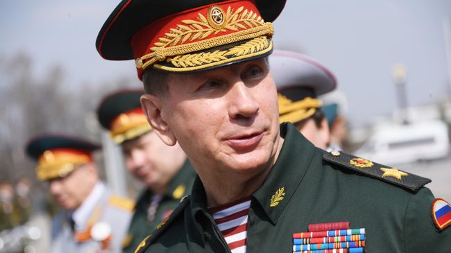 Главнокомандующий войсками национальной гвардии РФ Виктор Золотов Главнокомандующий войсками национальной гвардии РФ Виктор Золотов