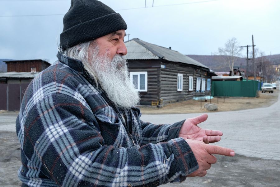 Житель поселка Култук Николай Лупынин Житель поселка Култук Николай Лупынин
