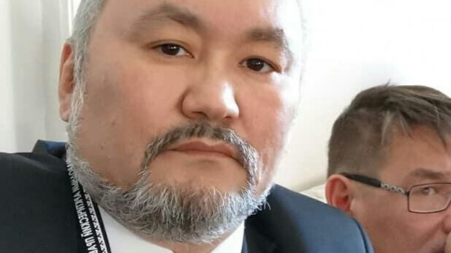 Председатель Комитета Законодательного Собрания Ямало-Ненецкого автономного округа по государственному устройству, местному самоуправлению и общественным отношениям Эдуард Яунгад Председатель Комитета Законодательного Собрания Ямало-Ненецкого автономного округа по государственному устройству, местному самоуправлению и общественным отношениям Эдуард Яунгад