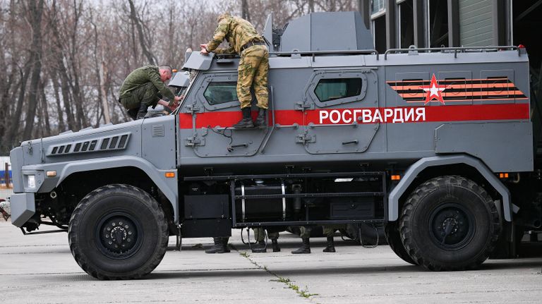 Бронеавтомобиль Патруль Росгвардии, который примет участие в параде Победы на Красной площади 9 мая Бронеавтомобиль Патруль Росгвардии, который примет участие в параде Победы на Красной площади 9 мая