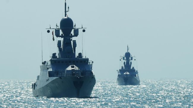 Малый ракетный корабль проекта 21631 Великий Устюг и Углич на учениях корабельных ударных групп Малый ракетный корабль проекта 21631 Великий Устюг и Углич на учениях корабельных ударных групп