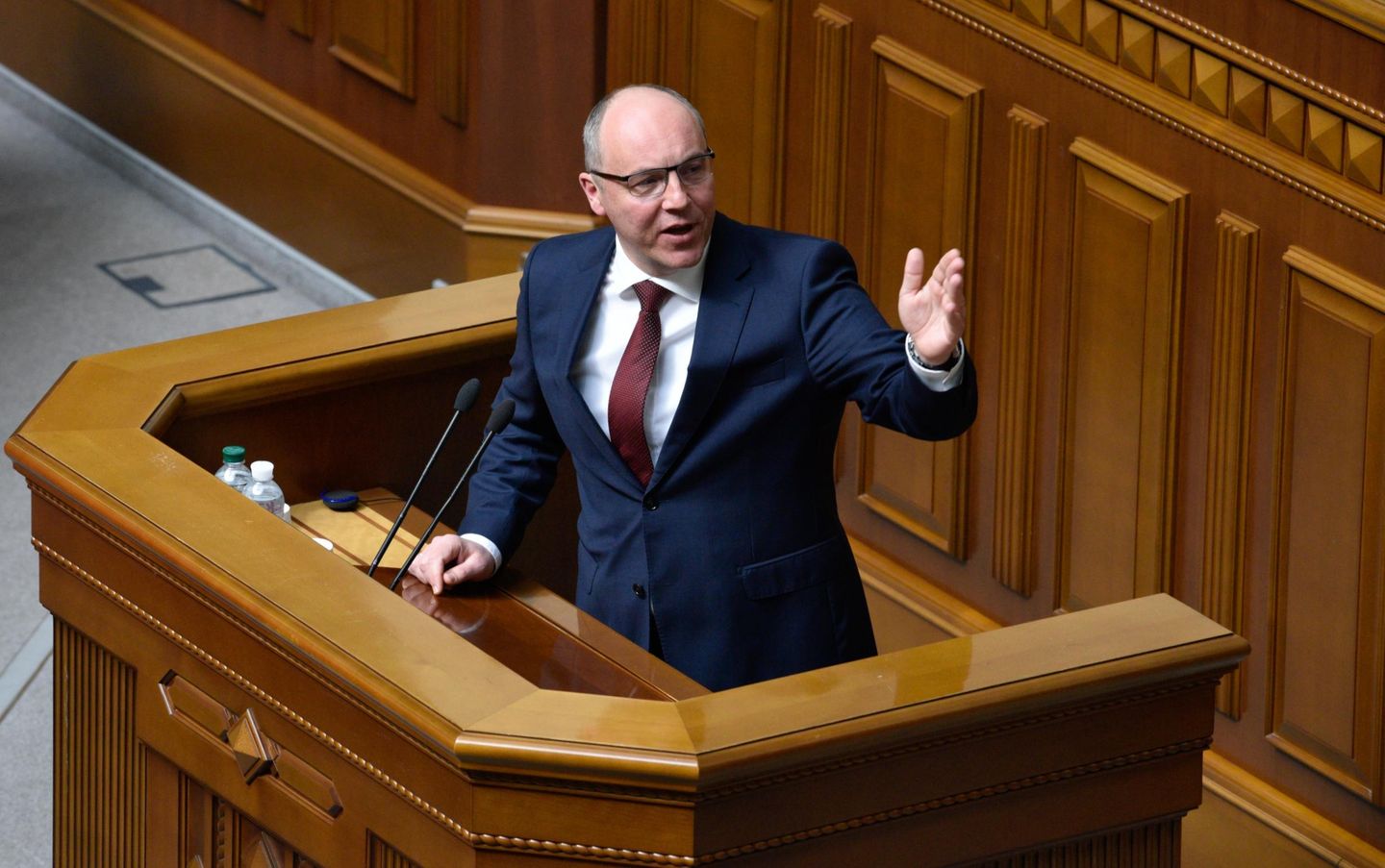 Председатель Верховной рады Украины Андрей Парубий на заседании Верховной рады.