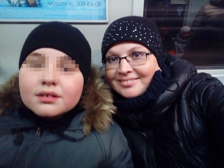 Зульфия с сыном 