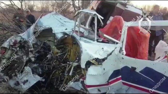 На месте падения легкомоторного самолета Як-18 под Хабаровском На месте падения легкомоторного самолета Як-18 под Хабаровском