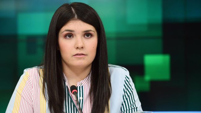 Варвара Караулова во время пресс-конференции в МИА Россия сегодня