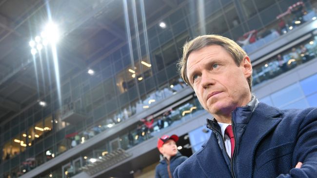 Главный тренер Спартака Олег Кононов Главный тренер Спартака Олег Кононов