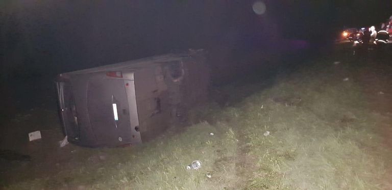 Автобус с 54 пассажирами вылетел в кювет после столкновения с грузовиком в Орловской области Автобус с 54 пассажирами вылетел в кювет после столкновения с грузовиком в Орловской области
