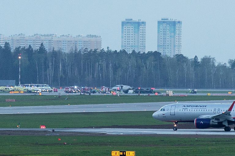 Ликвидация возгорания на борту самолета в аэропорту Шереметьево