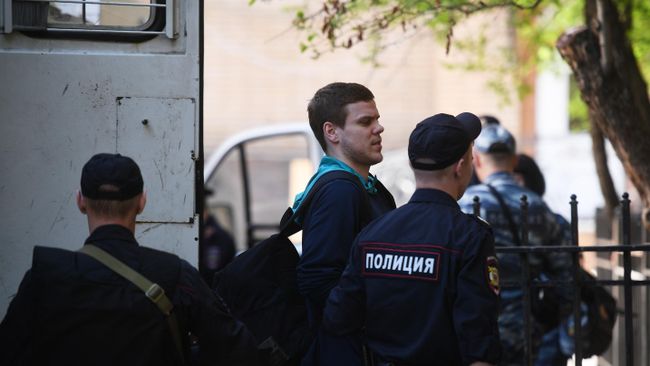 Рассмотрение по существу уголовного дела в отношении А. Кокорина и П. Мамаева Рассмотрение по существу уголовного дела в отношении А. Кокорина и П. Мамаева