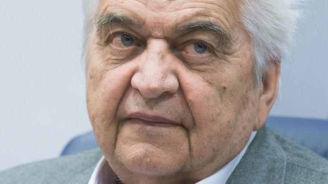 Композитор Евгений Крылатов