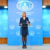 Официальный представитель Министерства иностранных дел России Мария Захарова во время брифинга Официальный представитель Министерства иностранных дел России Мария Захарова во время брифинга