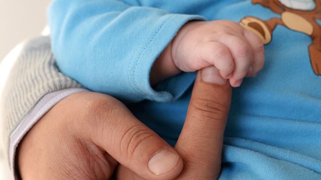 Кандидаты в приемные родители знакомятся с воспитанником одного из детских домов Кандидаты в приемные родители знакомятся с воспитанником одного из детских домов