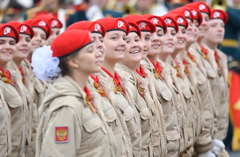 Парадный расчет Всероссийского детско-юношеского военно-патриотического общественного движения Юнармия на военном параде на Красной площади, посвящённом 74-й годовщине Победы в Великой Отечественной войне Парадный расчет Всероссийского детско-юношеского военно-патриотического общественного движения Юнармия на военном параде на Красной площади, посвящённом 74-й годовщине Победы в Великой Отечественной войне