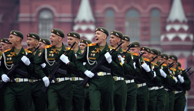 Курсанты военной академии материально-технического обеспечения имени генерала армии А. В. Хрулёва на военном параде на Красной площади, посвящённом 74-й годовщине Победы в Великой Отечественной войне Курсанты военной академии материально-технического обеспечения имени генерала армии А. В. Хрулёва на военном параде на Красной площади, посвящённом 74-й годовщине Победы в Великой Отечественной войне