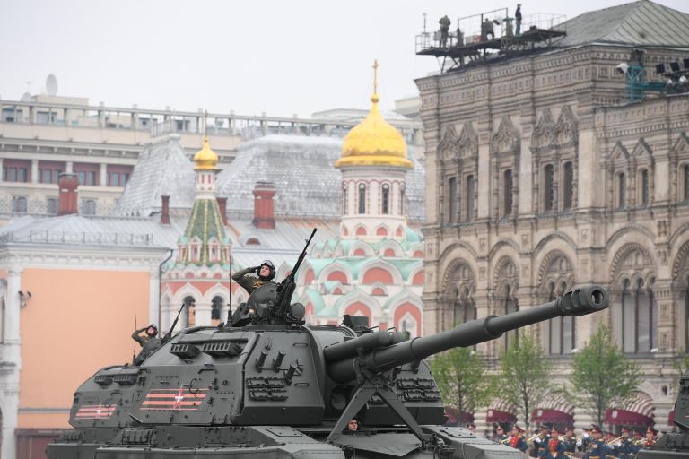 Самоходная артиллерийская установка (САУ) Мста-С на военном параде на Красной площади, посвящённом 74-й годовщине Победы в Великой Отечественной войне Самоходная артиллерийская установка (САУ) Мста-С на военном параде на Красной площади, посвящённом 74-й годовщине Победы в Великой Отечественной войне