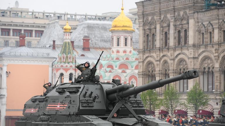 Самоходная артиллерийская установка (САУ) Мста-С на военном параде на Красной площади, посвящённом 74-й годовщине Победы в Великой Отечественной войне Самоходная артиллерийская установка (САУ) Мста-С на военном параде на Красной площади, посвящённом 74-й годовщине Победы в Великой Отечественной войне
