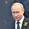 Президент РФ Владимир Путин во время военного парада в честь 74-й годовщины Победы в ВОВ