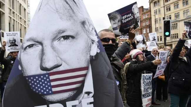 Акция сторонников основателя WikiLeaks Джулиана Ассанжа в Лондоне. Архивное фото Акция сторонников основателя WikiLeaks Джулиана Ассанжа в Лондоне. Архивное фото