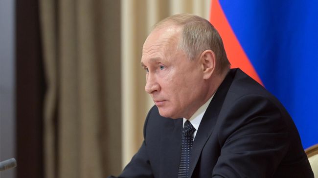 Президент РФ Владимир Путин проводит совещание по вопросам военного строительства и развития военно-промышленного комплекса Президент РФ Владимир Путин проводит совещание по вопросам военного строительства и развития военно-промышленного комплекса