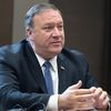Госсекретарь США Майк Помпео во время встречи с президентом РФ Владимиром Путиным в Сочи. 14 мая 2019 Госсекретарь США Майк Помпео во время встречи с президентом РФ Владимиром Путиным в Сочи. 14 мая 2019