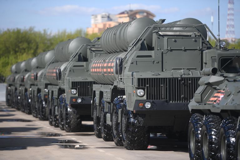 Зенитные ракетные комплексы С-400 Триумф