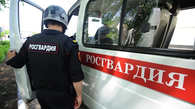 Сотрудник Управления федеральной службы войск национальной гвардии РФ Сотрудник Управления федеральной службы войск национальной гвардии РФ