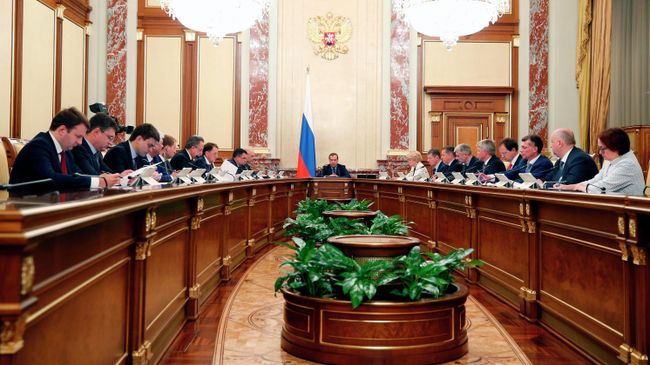 Председатель правительства РФ Дмитрий Медведев проводит заседание правительства РФ. 16 мая 2019 Председатель правительства РФ Дмитрий Медведев проводит заседание правительства РФ. 16 мая 2019