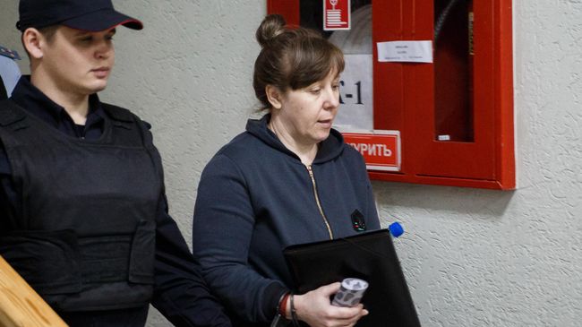 Гендиректор ООО Зимняя вишня Надежда Судденок перед заседанием в Заводском районном суде Кемерово