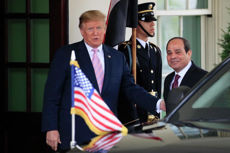 Президент США Дональд Трамп и президент Египта Абдель Фаттах ас-Сиси во время встречи в Белом доме. 9 апреля 2019