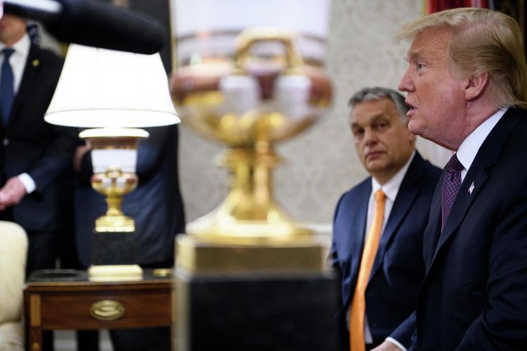 Президент США Дональд Трамп и премьер-министр Венгрии Виктор Орбан во время встречи в Вашингтоне. 13 мая 2019 Президент США Дональд Трамп и премьер-министр Венгрии Виктор Орбан во время встречи в Вашингтоне. 13 мая 2019