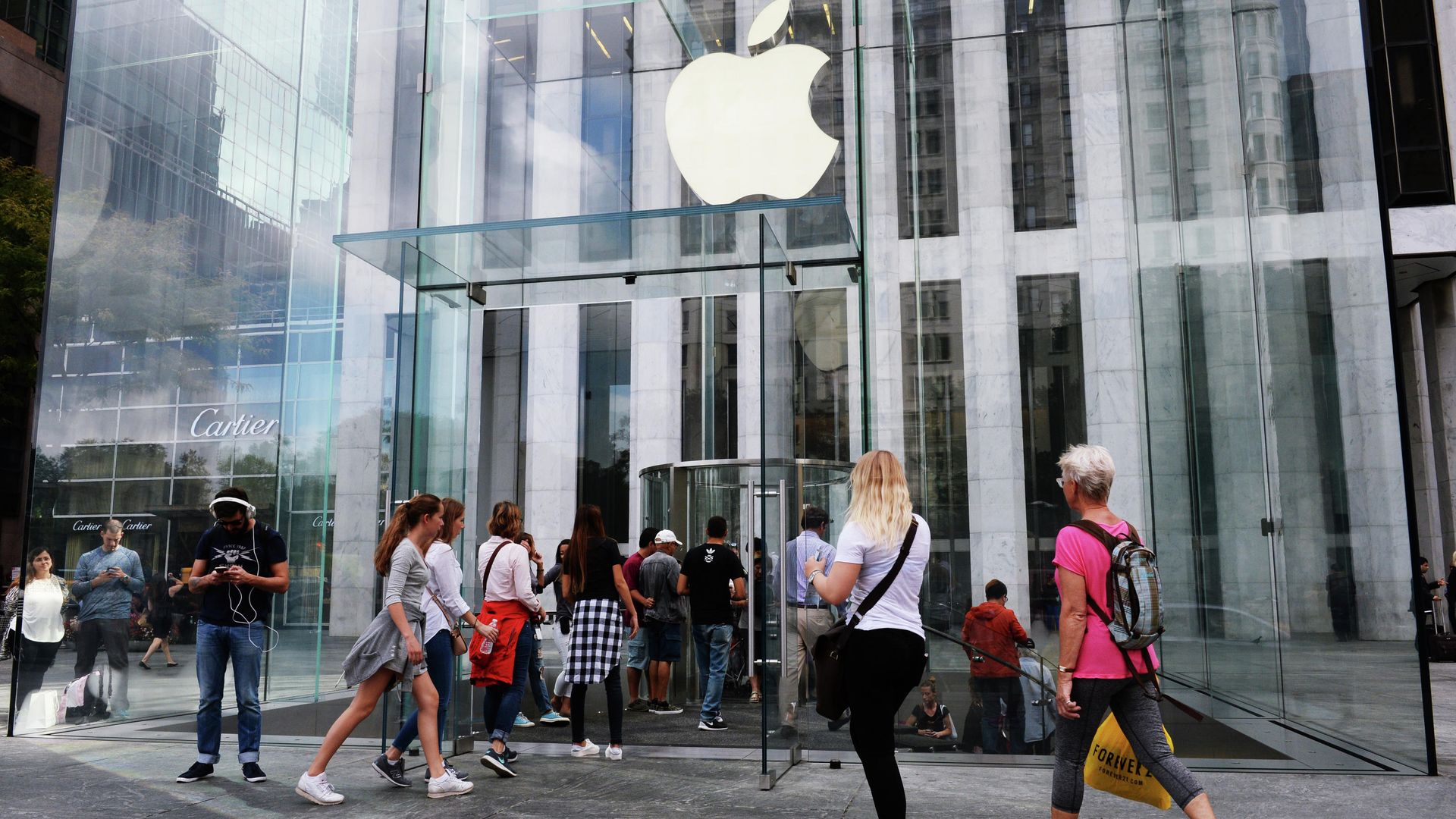 Магазин Apple Store - РИА Новости, 1920, 15.07.2026