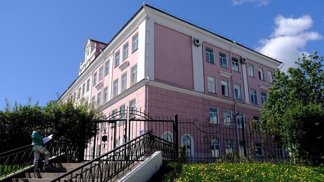 Гимназия № 4 им. братьев Каменских в Перми