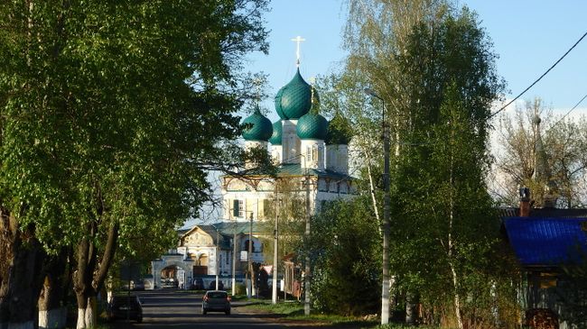 Воскресенский собор и источник